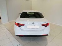 usado Alfa Romeo Giulia Executive 2.2 Diesel 160cv AT RWD