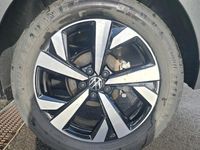 Nuevo VW Taigo 115 CV (84 kW) 2025 Visual green metalizado SUV