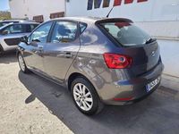 Usado Seat Ibiza Style 90 CV (66 kW) 2015 Gris Utilitario