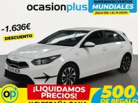 Usado Kia Ceed 101 CV (74 kW) 2025 Blanco Utilitario