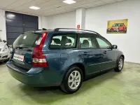 Usado Volvo V50 Summum 109 CV (80 kW) 2007 Azul Familiar