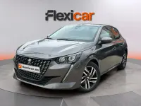 Usado Peugeot 208 Allure 101 CV (74 kW) 2021 Gris Utilitario