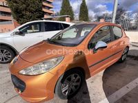 Usado Peugeot 207 90 CV (66 kW) 2006 Naranja Berlina