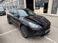 Käytetty Porsche Macan S 258 HP (189 kW) 2017 Musta Katumaasturi