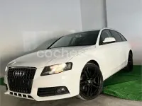 Usado Audi A4 143 CV (105 kW) 2011 Blanco Familiar