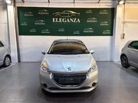 Usado Peugeot 208 Access 68 CV (50 kW) 2014 Gris / plata Utilitario