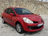 Usado Renault Clio II Exception 85 CV (62 kW) 2008 Rojo Berlina