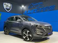 Usado Hyundai Tucson Style 184 CV (135 kW) 2017 Gris / plata SUV