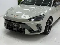 Usado Cupra Leon 150 CV (110 kW) 2024 Gris Utilitario