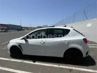 Usado Seat Ibiza Crono 90 CV (66 kW) 2016 Blanco Berlina