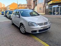 Usado VW Golf IV Sportline 105 CV (77 kW) 2004 Gris / plata Berlina