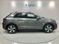 Usado VW T-Roc R-line 115 CV (84 kW) 2025 Gris / plata SUV