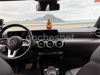 Usado Mercedes A180 109 CV (80 kW) 2019 Rojo Berlina