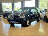 Usado Mercedes ML280 190 CV (139 kW) 2007 Negro SUV