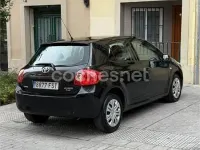 Usado Toyota Auris Luna 90 CV (66 kW) 2007 Negro Utilitario