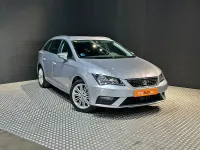 Usado Seat Leon XCELLENCE 130 CV (95 kW) 2020 Gris / plata Familiar