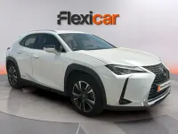 Usado Lexus UX Business Edition 184 CV (135 kW) 2019 Blanco SUV