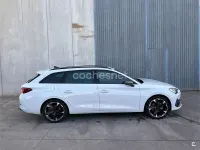Usado Cupra Leon 150 CV (110 kW) 2024 Blanco Familiar