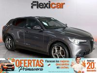 Usado Alfa Romeo Stelvio Sprint 160 CV (117 kW) 2022 Gris SUV