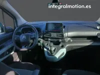 Usado Citroën Berlingo Feel 102 HP (75 kW) 2022 Branco Monovolume