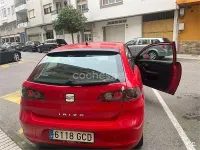 Usado Seat Ibiza 70 CV (51 kW) 2008 Rojo Berlina