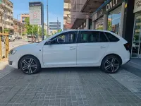 Usado Skoda Rapid Active 90 CV (66 kW) 2015 Blanco Utilitario