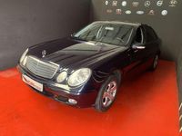 Usado Mercedes E220 150 CV (110 kW) 2002 Negro Berlina
