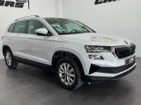 Usado Skoda Karoq Ambition 150 CV (110 kW) 2022 Blanco SUV