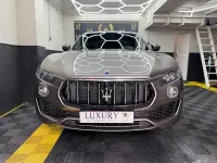 Usado Maserati Levante 275 CV (202 kW) 2017 Beige SUV