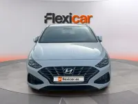 Usado Hyundai i30 120 CV (88 kW) 2022 Blanco Berlina