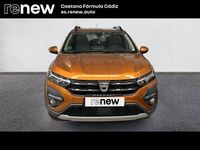 Usado Dacia Sandero Comfort 91 CV (66 kW) 2021 Naranja Utilitario