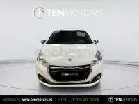 Usado Peugeot 208 Active 82 CV (60 kW) 2016 Blanco Utilitario