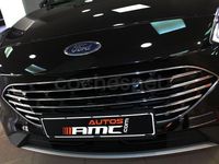 Usado Ford Kuga Titanium 120 HP (88 kW) 2022 Preto SUV