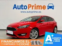 Usado Ford Focus Sport 125 HP (91 kW) 2016 Vermelho Sedan