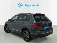 Usado VW Tiguan Life 150 CV (110 kW) 2021 Gris SUV