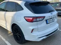 Usado Ford Kuga ST-Line X 225 CV (165 kW) 2022 Blanco SUV