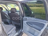 Usado Ford Galaxy Ghia 140 CV (102 kW) 2007 Gris / plata Monovolumen