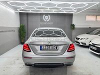 Usado Mercedes E220 194 CV (142 kW) 2017 Gris / plata Berlina