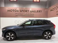 Usado Volvo XC60 Plus 350 CV (257 kW) 2022 Azul SUV