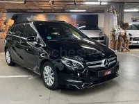 Usado Mercedes B180 109 CV (80 kW) 2015 Negro Utilitario