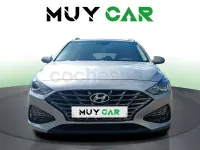 Usado Hyundai i30 116 CV (85 kW) 2021 Gris / plata Familiar