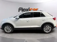 Usado VW T-Roc Life 150 CV (110 kW) 2023 Blanco SUV