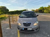 Usado Lancia Musa 95 CV (69 kW) 2009 Gris / plata Monovolumen