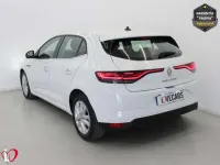 Usado Renault Mégane Business 116 CV (85 kW) 2021 Blanco Utilitario