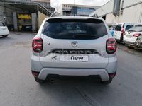 Usado Dacia Duster Prestige 100 CV (73 kW) 2022 Gris / plata SUV