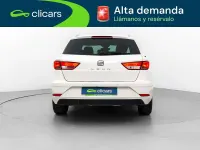 Usado Seat Leon ST Style 116 CV (85 kW) 2019 Blanco Familiar