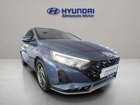 Usado Hyundai i20 101 CV (74 kW) 2025 Azul Utilitario