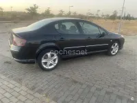 Usado Peugeot 407 136 CV (100 kW) 2005 Negro Berlina