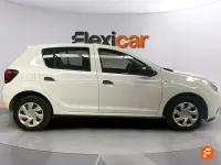Usado Dacia Sandero Ambiance 73 CV (53 kW) 2018 Blanco Berlina