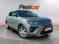 Usado SsangYong Tivoli 163 CV (119 kW) 2024 Gris SUV